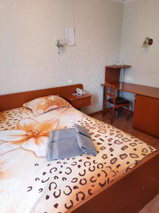 Duets Hotell Daugavpils Exteriör bild