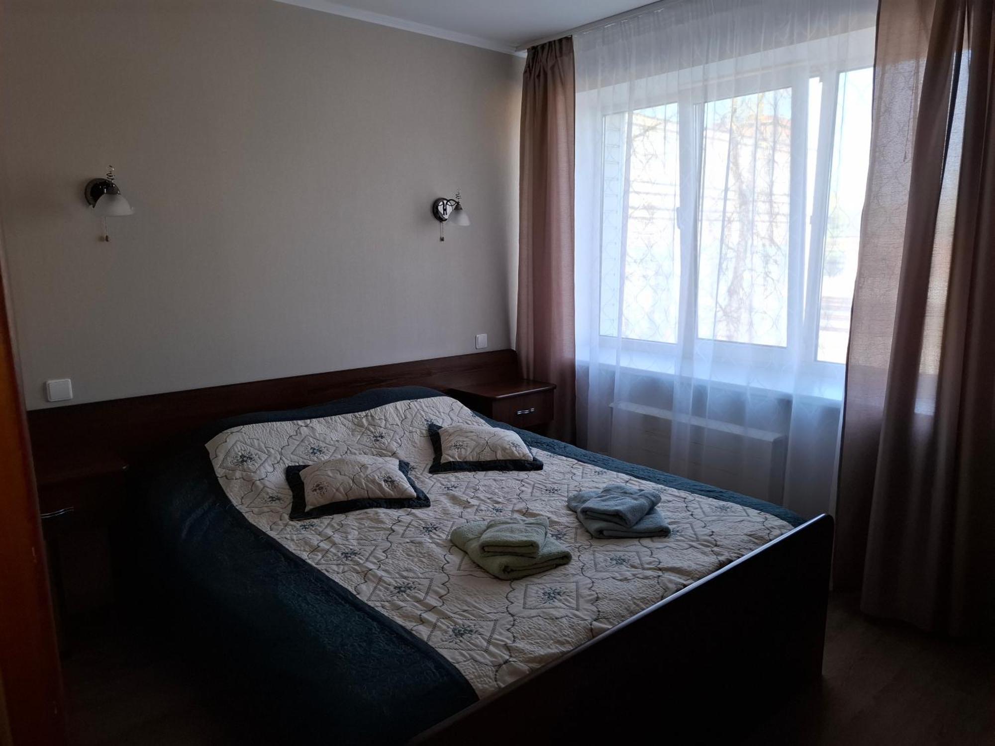 Duets Hotell Daugavpils Exteriör bild