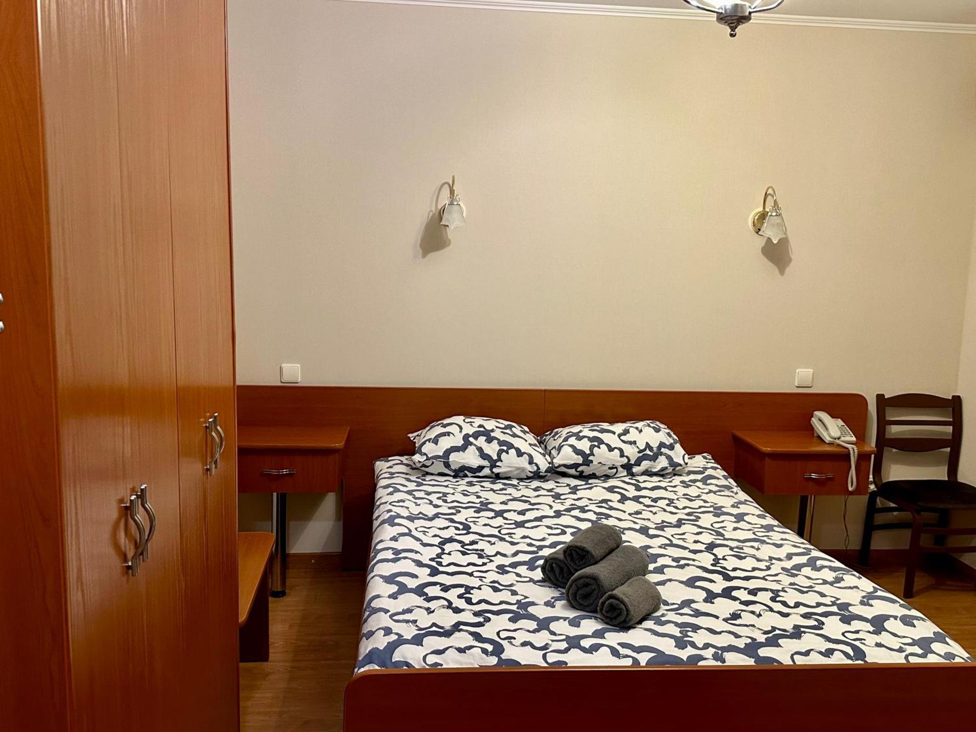 Duets Hotell Daugavpils Exteriör bild