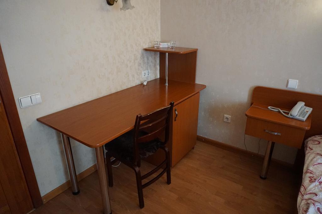 Duets Hotell Daugavpils Exteriör bild