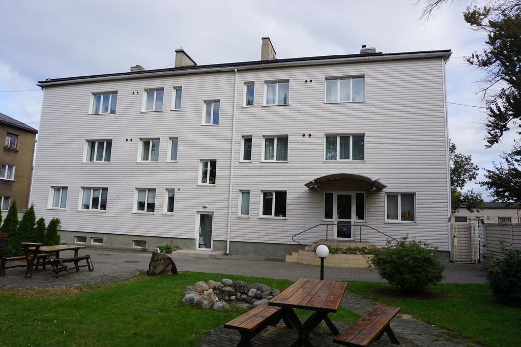 Duets Hotell Daugavpils Exteriör bild